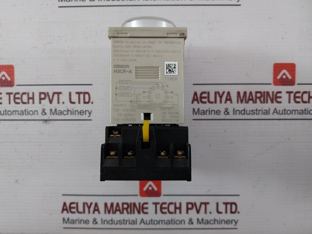 Omron H3Cr-a Solid State Timer With Pin Socket P2Cf-11 100-240Vac 0.05S-300H 5A