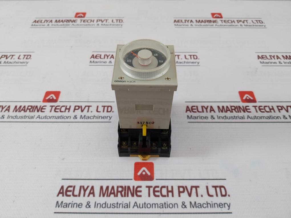 Omron H3Cr-a Solid State Timer With Pin Socket P2Cf-11, 0-1.2Sec 24Vdc/Ac 5A