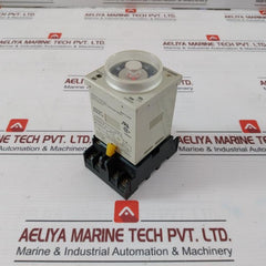 Omron H3Cr-a Solid State Timer With Pin Socket P2Cf-11, 0-1.2Sec 24Vdc/Ac 5A