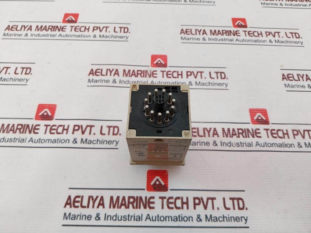 OMRON H3CR-A Timer 0-12 min 100 TO 240VAC 50/60Hz