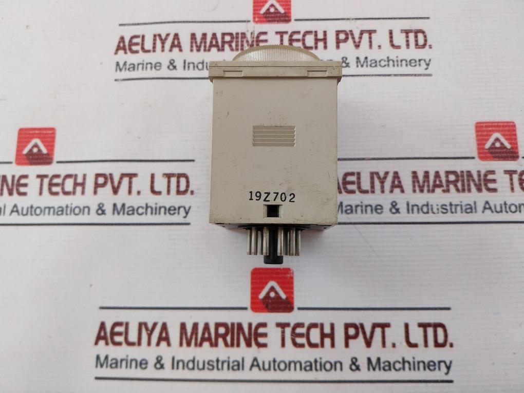 OMRON H3CR-A Timer 0-12 min 100 TO 240VAC 50/60Hz