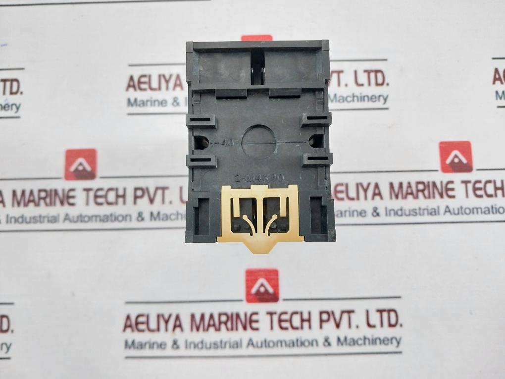 Omron H3Cr-a Timer 0-30 Sec, 5A 100 To 240Vac