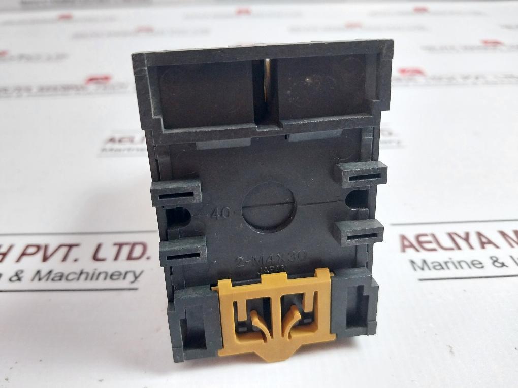 Omron H3Cr-a Timer Module 100 To 240Vac 5A 250Vac 50/60Hz