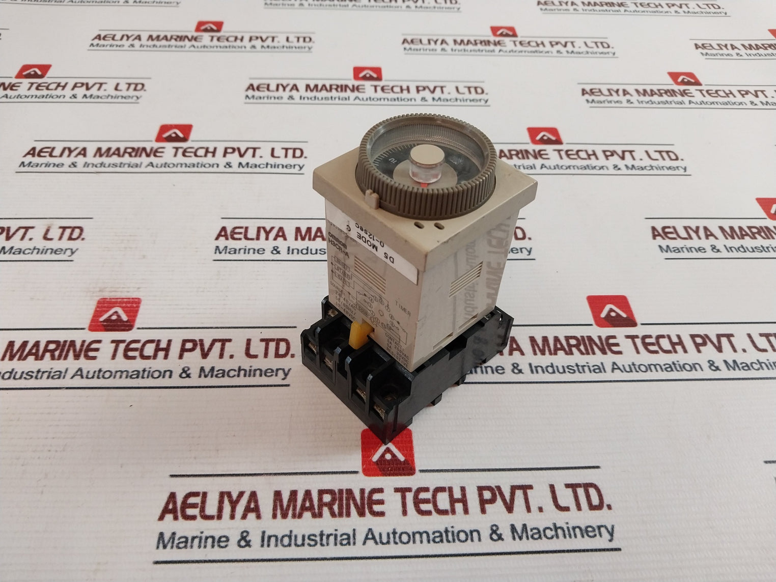 Omron H3Cr-a Timer Relay With Base 5A