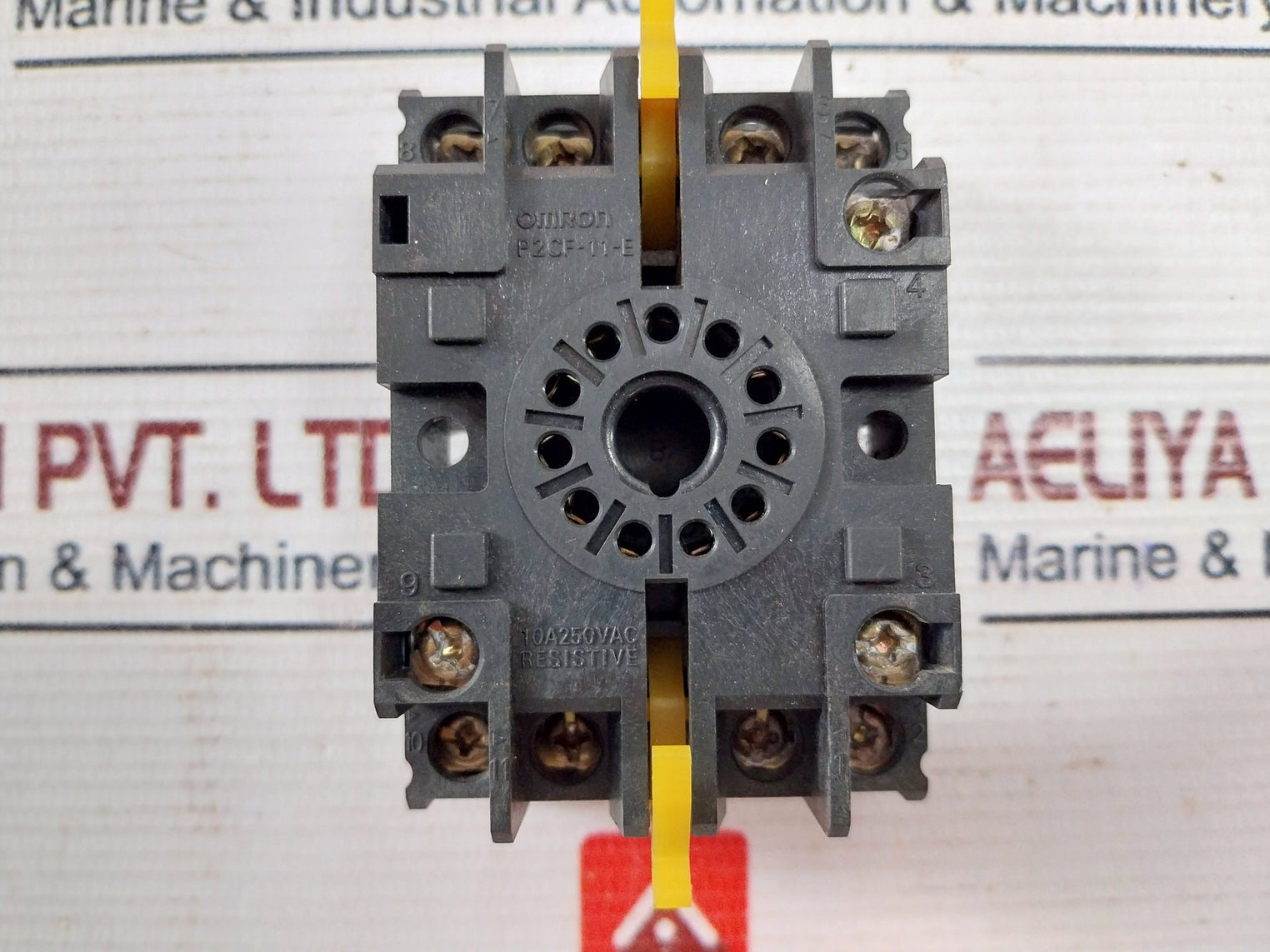 Omron H3Cr-a Timer With Base 5A 250V Ac 0-12 Sec