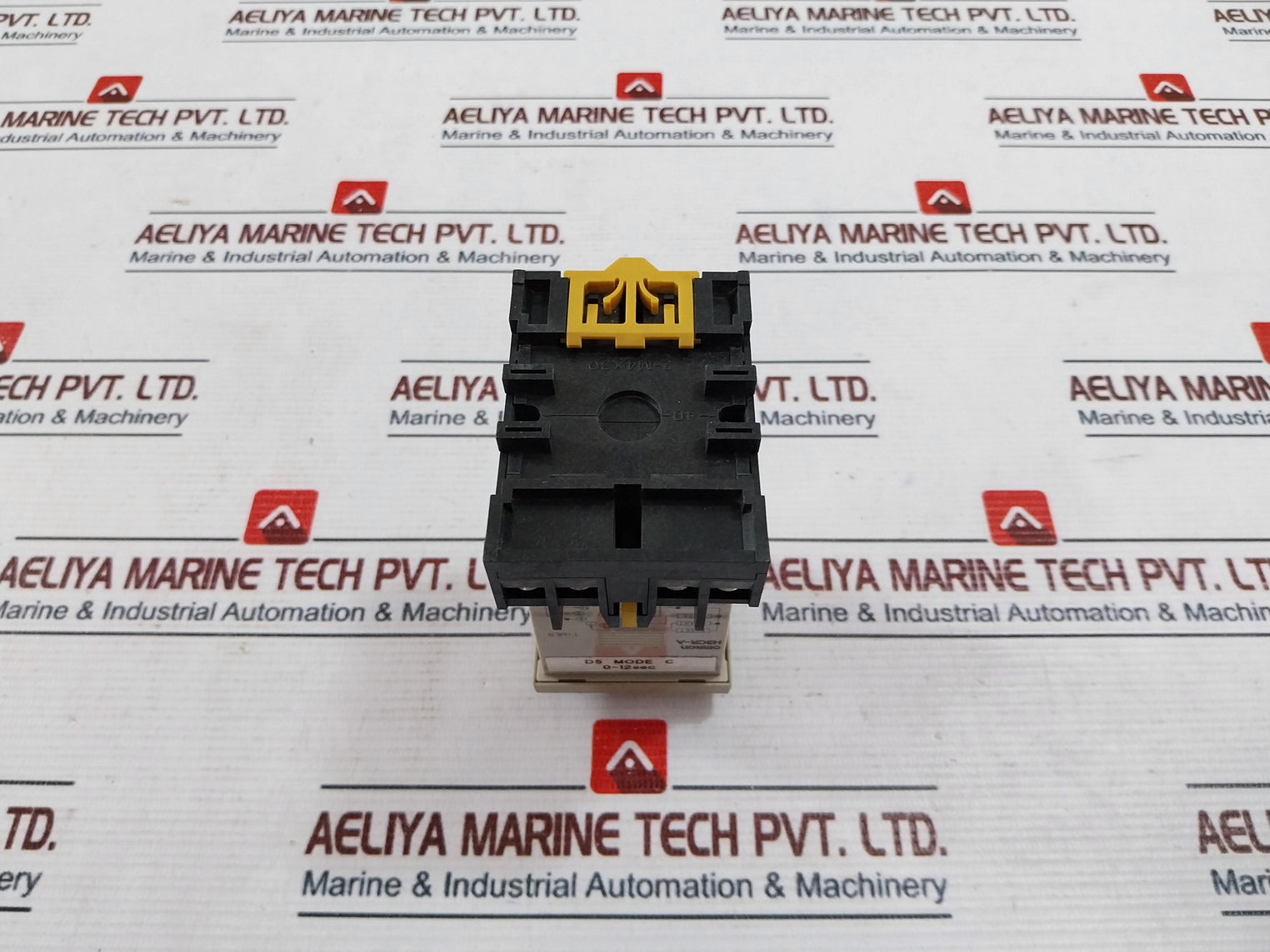 Omron H3Cr-a Timer With Base 5A 250V Ac 0-12 Sec