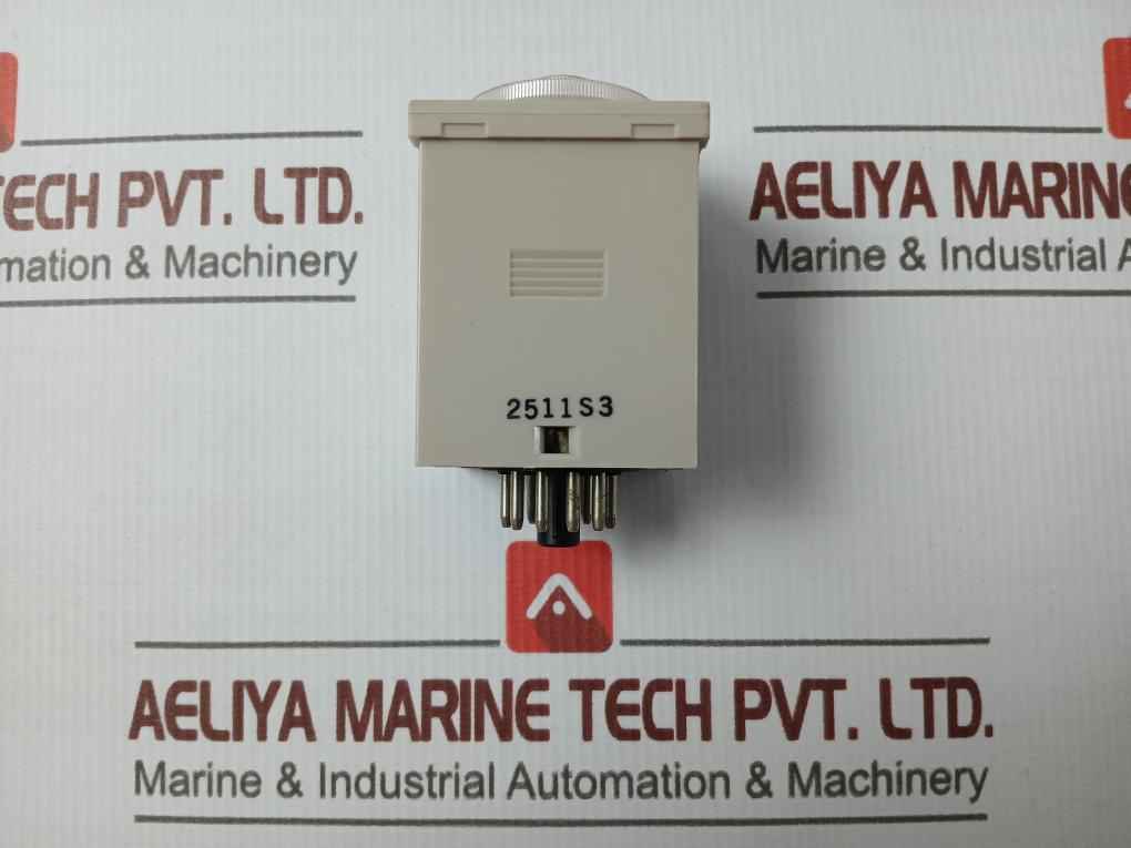 Omron H3Cr-fn Solid-state Industrial Timer 100-240Vac 0.05S-30H