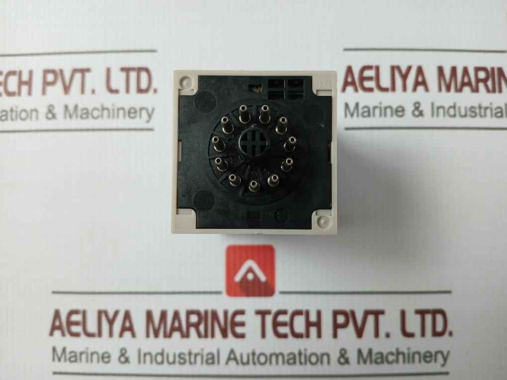 Omron H3Cr-fn Solid-state Industrial Timer 100-240Vac 0.05S-30H