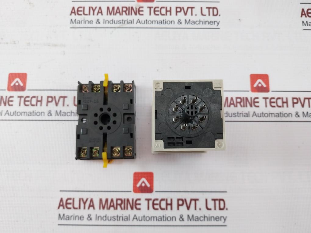 Omron H3Cr-g8L-30 Solid State Timer P2Cf-08 100/110/120Vac 50/60Hz 0-60Sec 5A