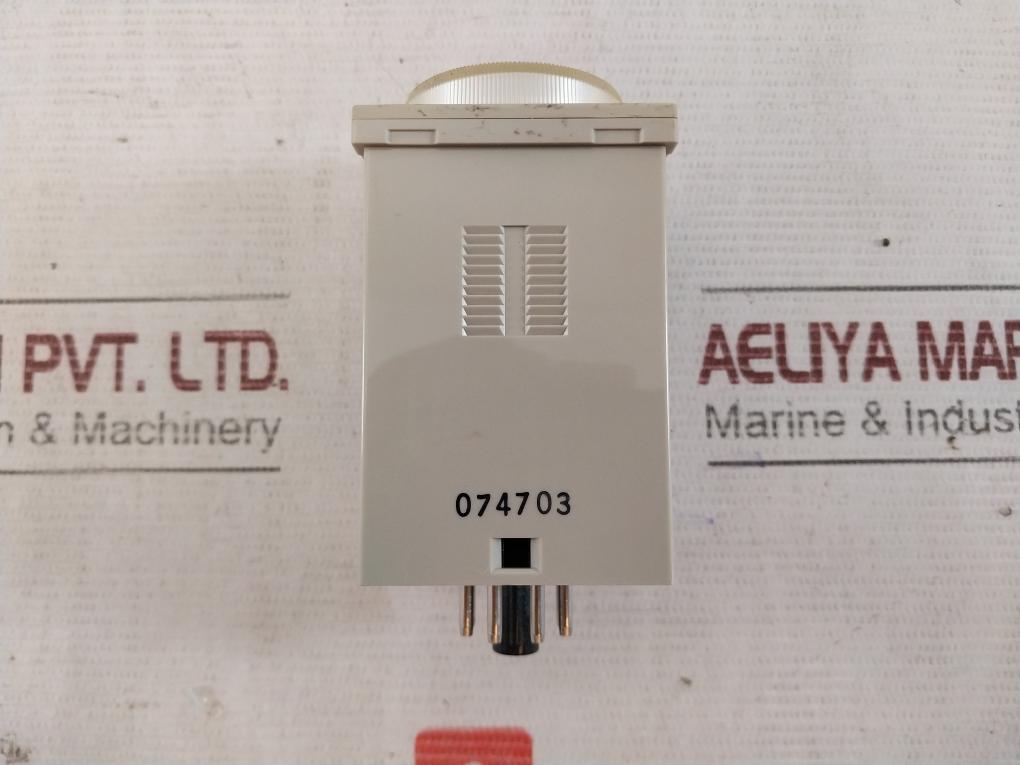 Omron H3Cr-g8L Star-delta Timer 6/12/60/120S 5A 250V Ac 9915 216-210.011