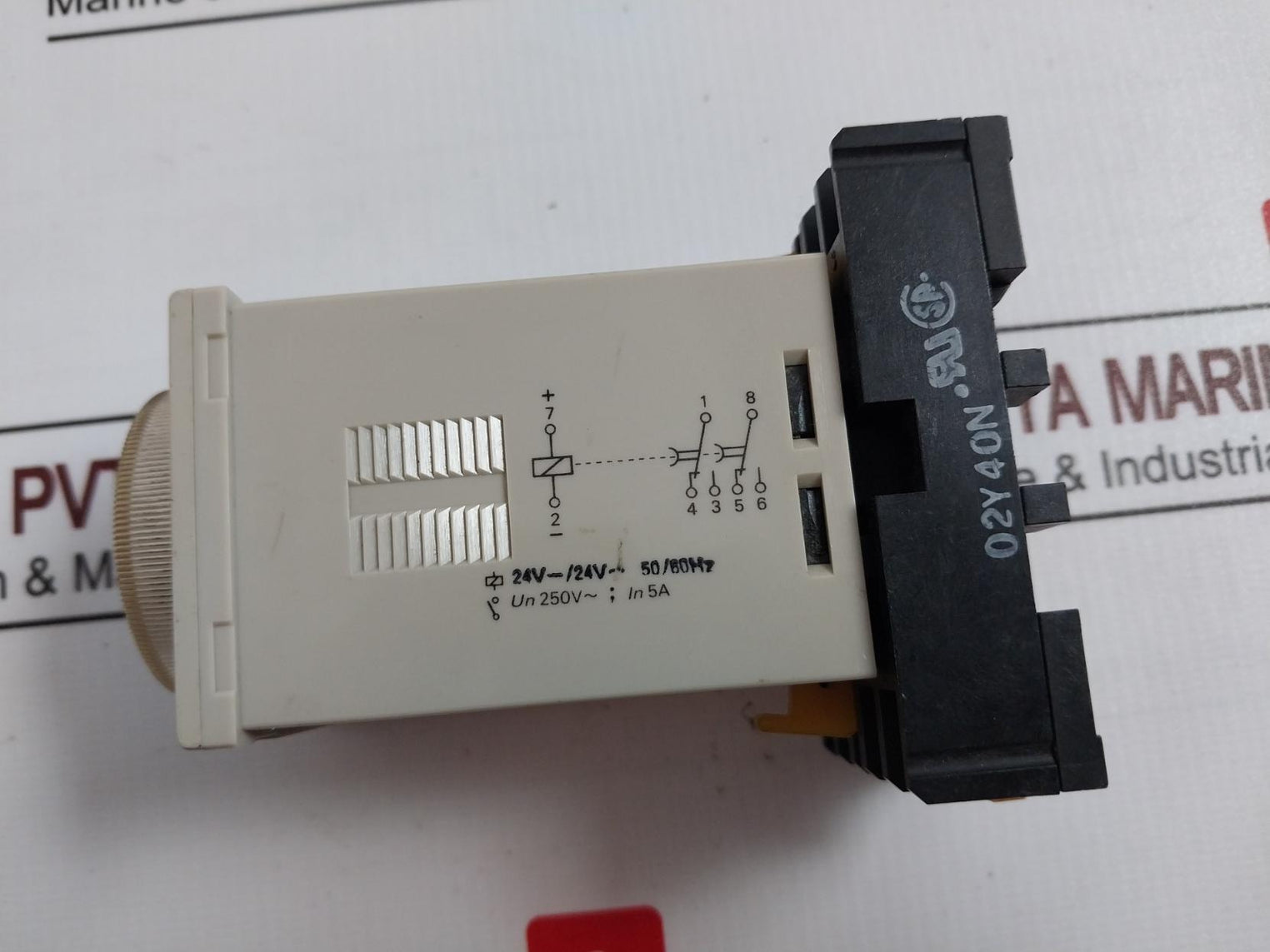 Omron H3Cr-h8L Power Off-delay Timer 24Vdc/Ac 50/60Hz Un 250V