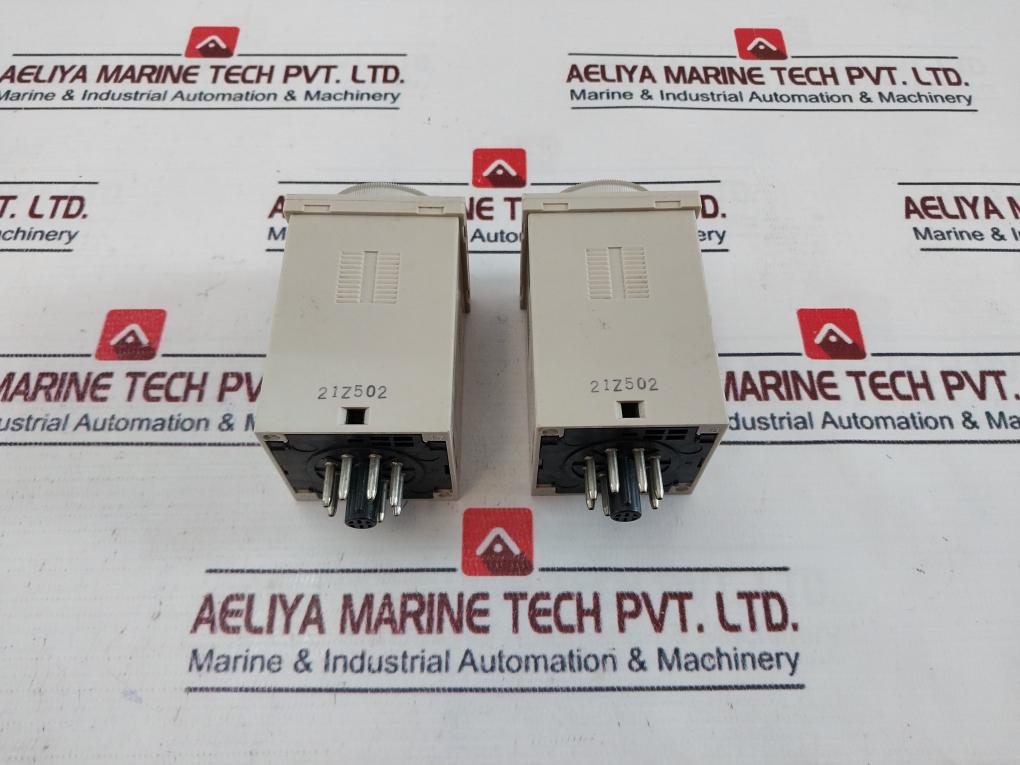 OMRON H3CR-H8L Power Off Delay Timer