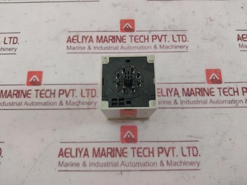 Omron H3Cr-h8L Power Off Delay Timer Relay 24V Ac/Dc 5A 250Vac Iec60947-5-1