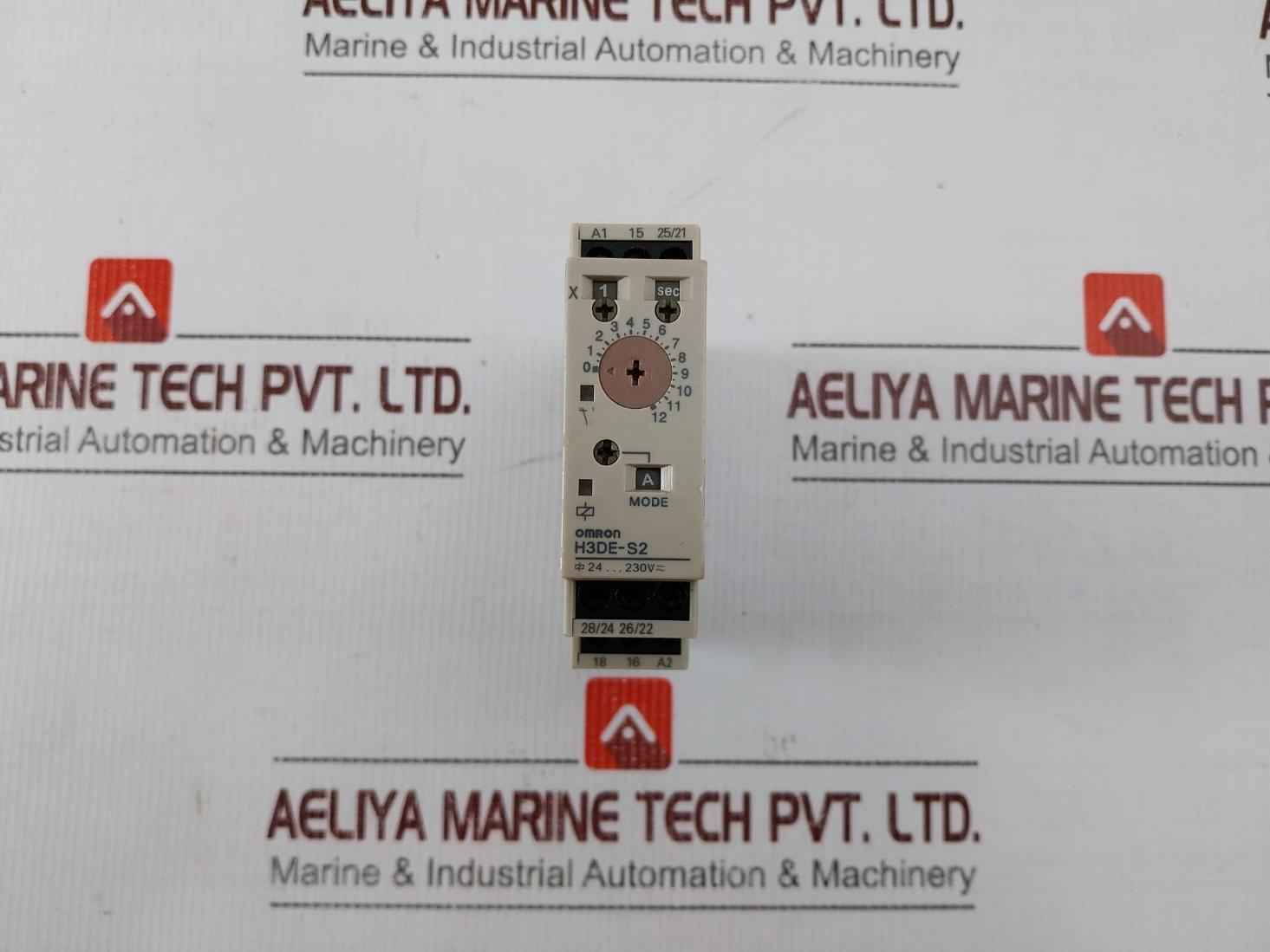 Omron H3De-s2 Time Delay Relay 50/60Hz 24-230Vac/Dc