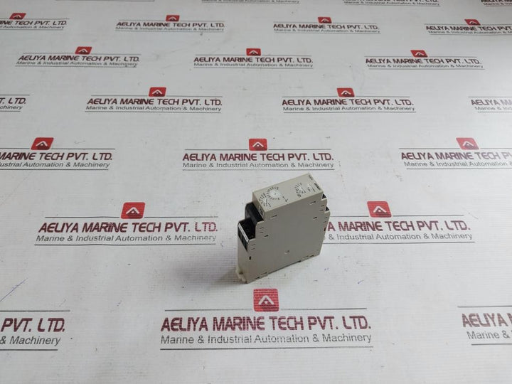 Omron H3Dk-m2 Multifunction Timer Relay 24-240V Ac/Dc 50/60Hz Iec60664-1 4Kv/2