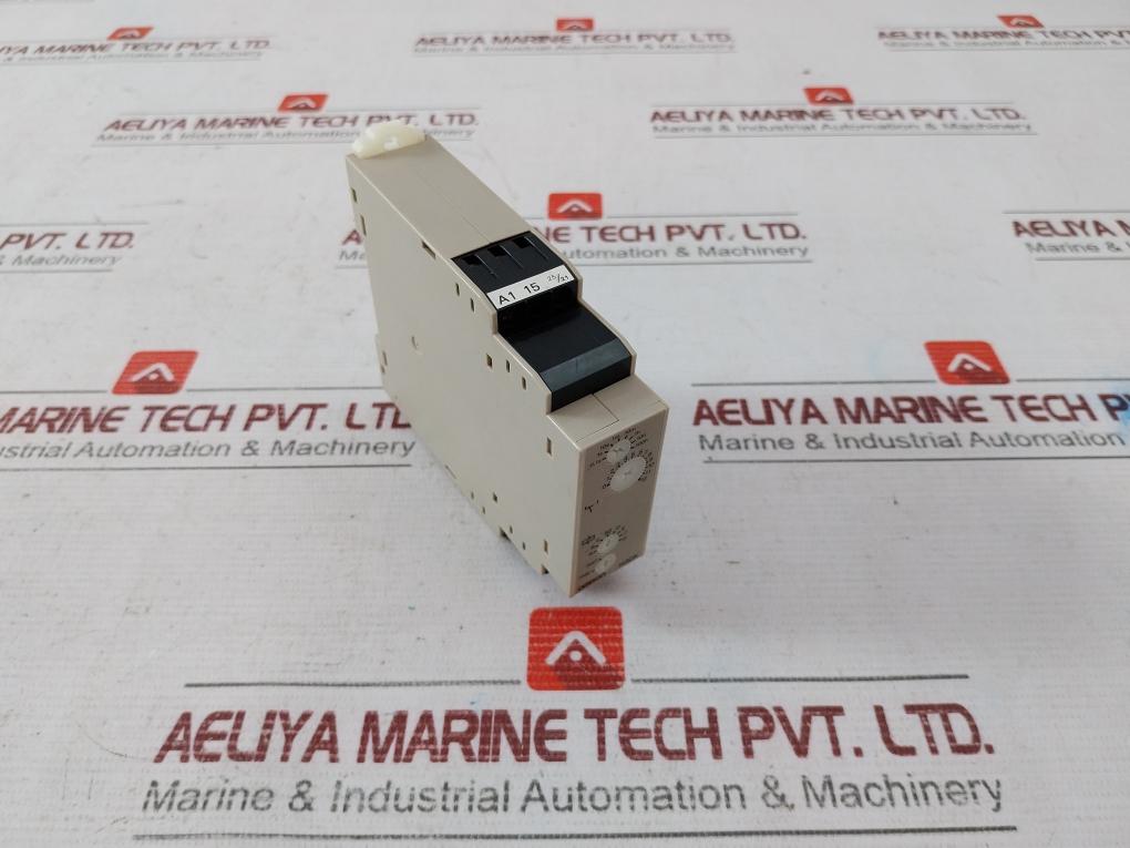Omron H3Dk-m2 Solid-state Timer Iec60947-5-1 Ac-15 3A 250V 50/60Hz