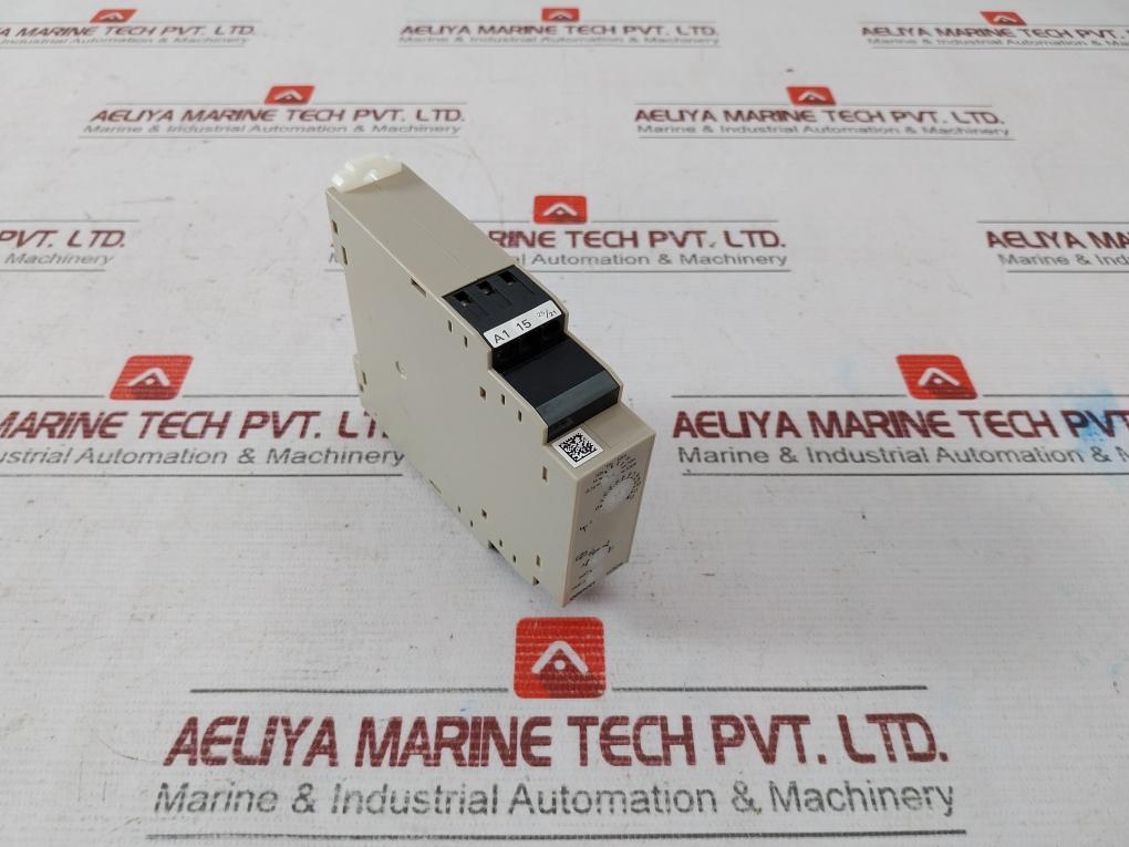 Omron H3Dk-s2 Solid-state Timer 250V Ac 30V Dc 5A 0.1S-1200H 50/60Hz 6.6Va