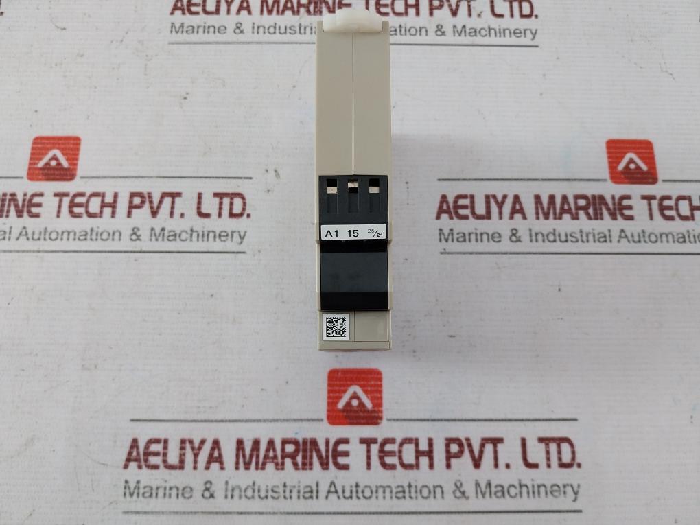 Omron H3Dk-s2 Solid-state Timer 250V Ac 30V Dc 5A 0.1S-1200H 50/60Hz 6.6Va