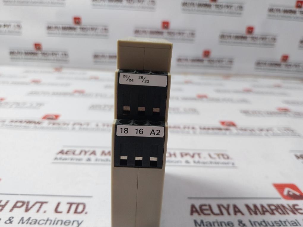 Omron H3Dk-s2 Timer 24-240V Ac/Dc 50/60Hz 5A