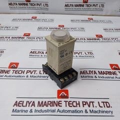 Omron H3Ja-8C Timer With Sr2P-06A Base 100 To 120 Vac 50/60 Hz