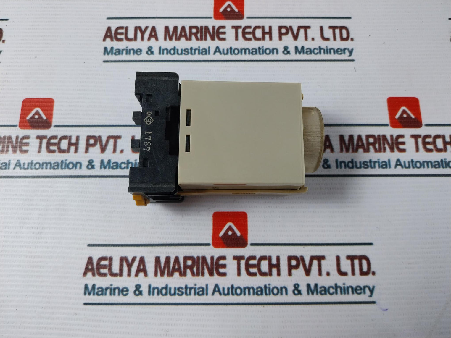 Omron H3M-h Timer 100/110/120Vac 50/60Hz