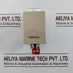 Omron H3M Solid-state Timer 100/110/120Vac 50/60Hz 06680N 5A 250Vac