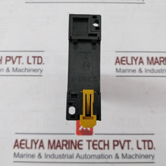 Omron H3Y-2 Solid State Timer Relay With Socket Base Pyf08A 0-10 Sec 100Vac 5A