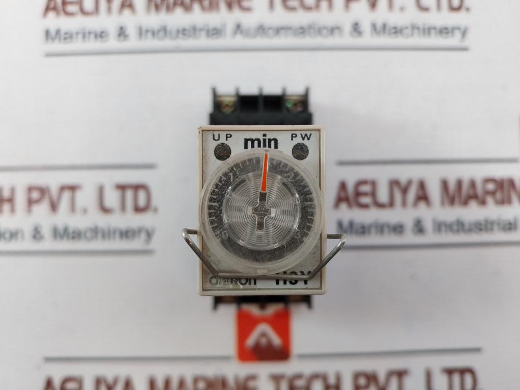 Omron H3Y-2 Timer Relay