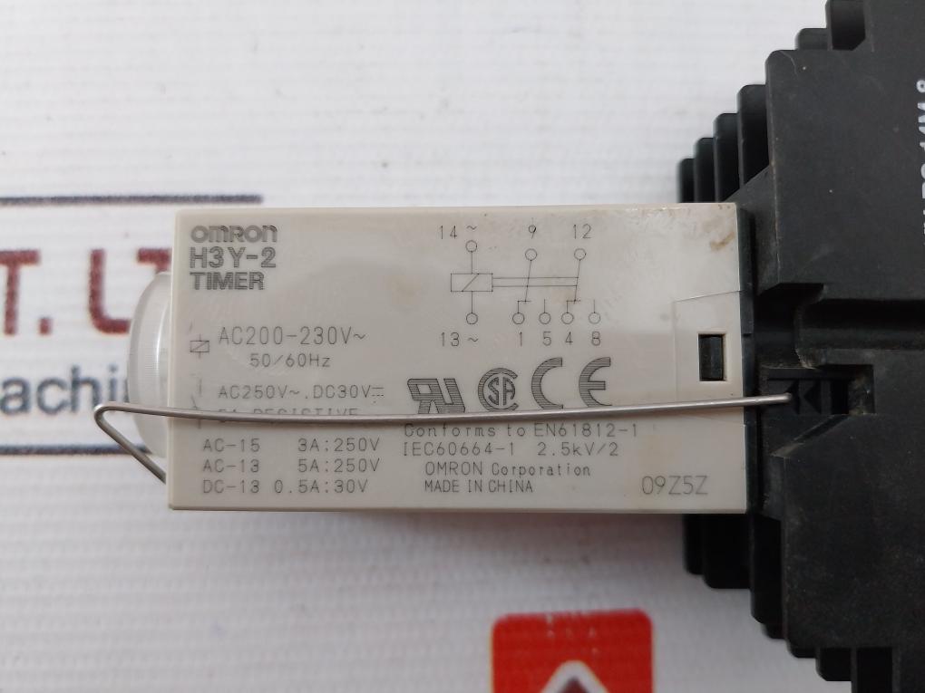 Omron H3Y-2 Timer Relay