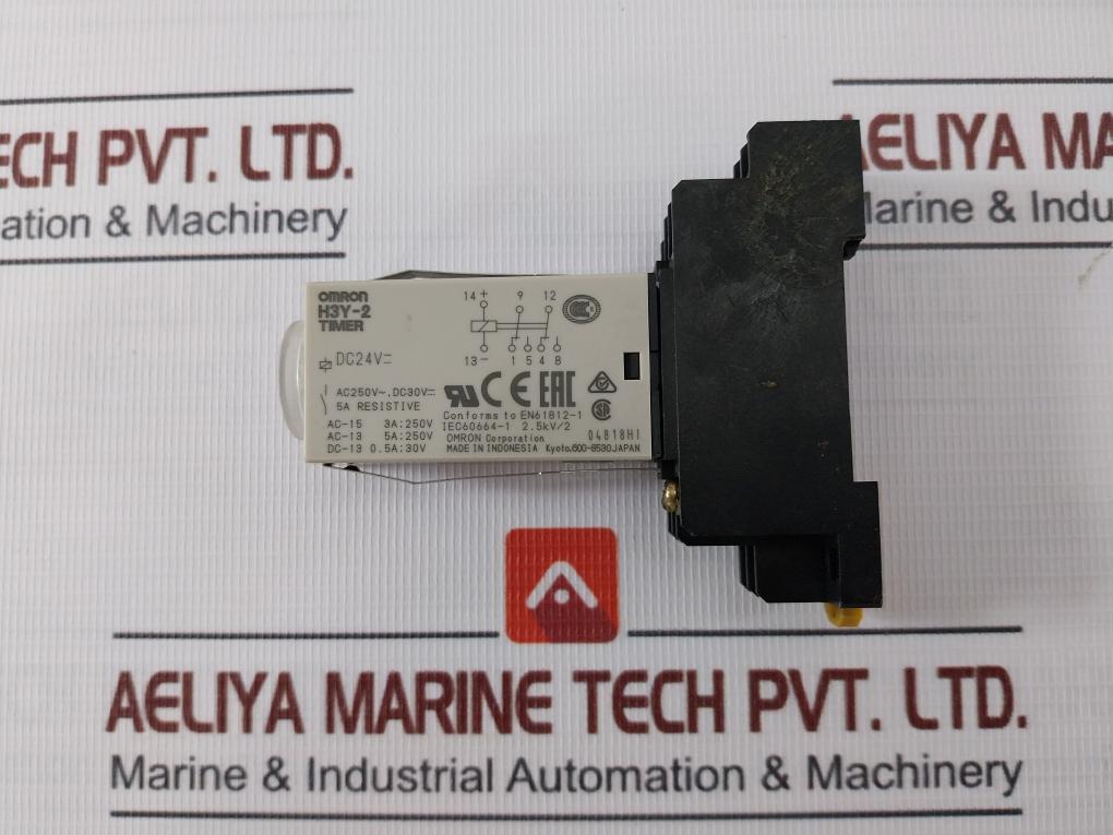 Omron H3Y-2 Timer Relay With Base 0-120 Sec Ac250V~. Dc30V--- Pyf08A