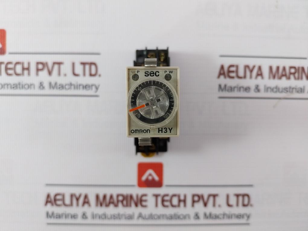 Omron H3Y-2 Timer Relay With Base 0-120 Sec Ac250V~. Dc30V--- Pyf08A