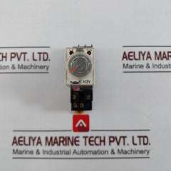 Omron H3Y-2 Timer Relay With Base 200Vac 5A 220Vac 0-5 Min 0754N 2084Y7