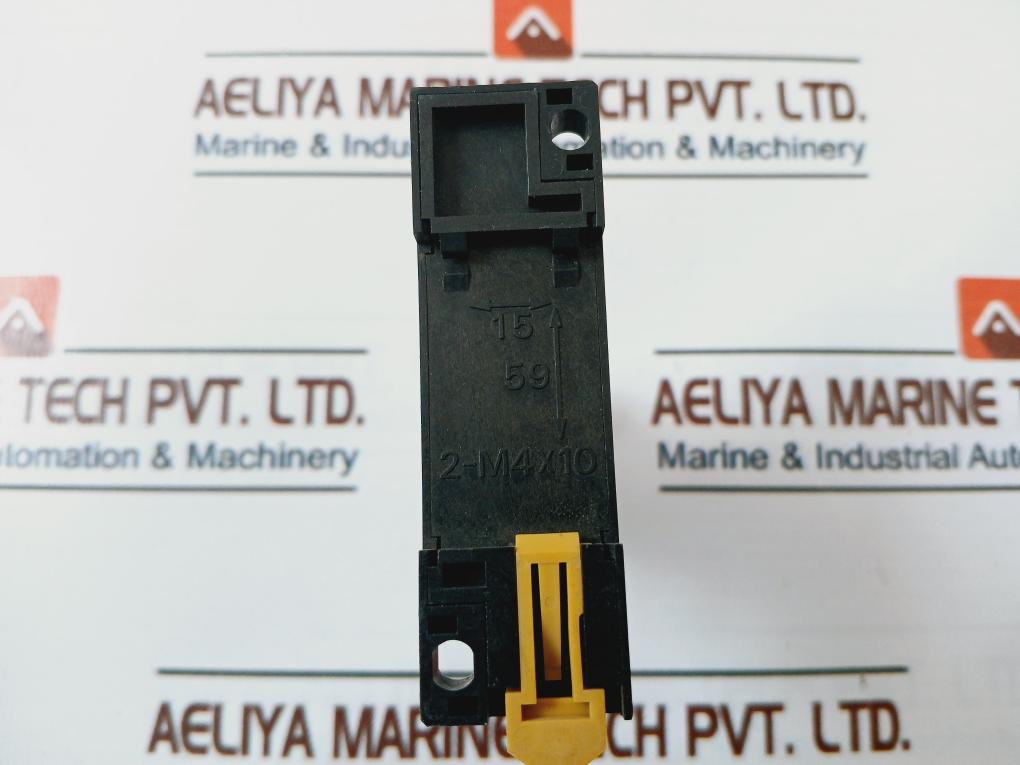 Omron H3Y-2 Timer With Base 0-60 Min 100Vac