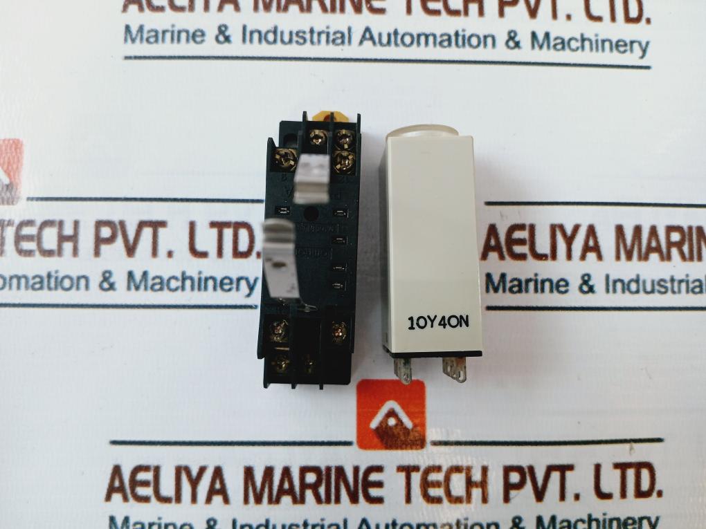 Omron H3Y-2 Timer With Base 0-60 Min 100Vac