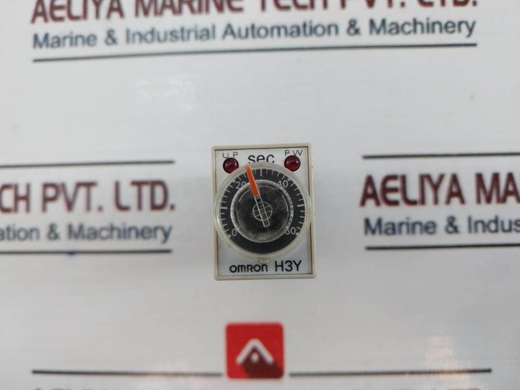 Omron H3Y-2 Timer With Base 0-60 Sec