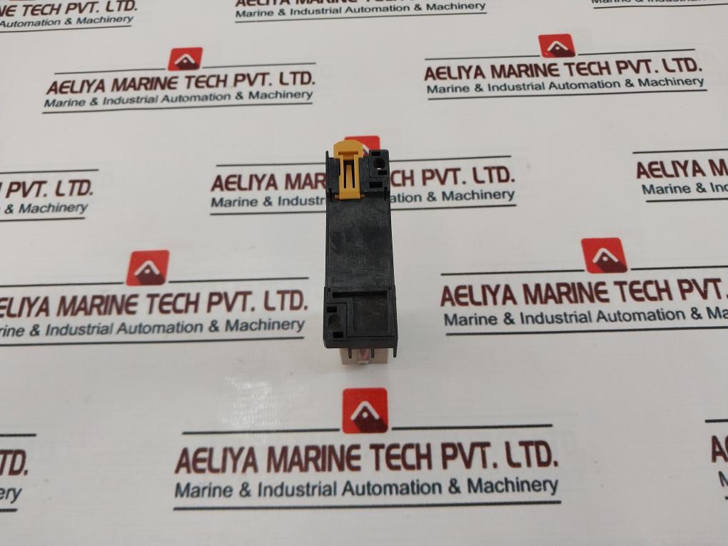 Omron H3Y-2 Timer With Base 0-60 Sec