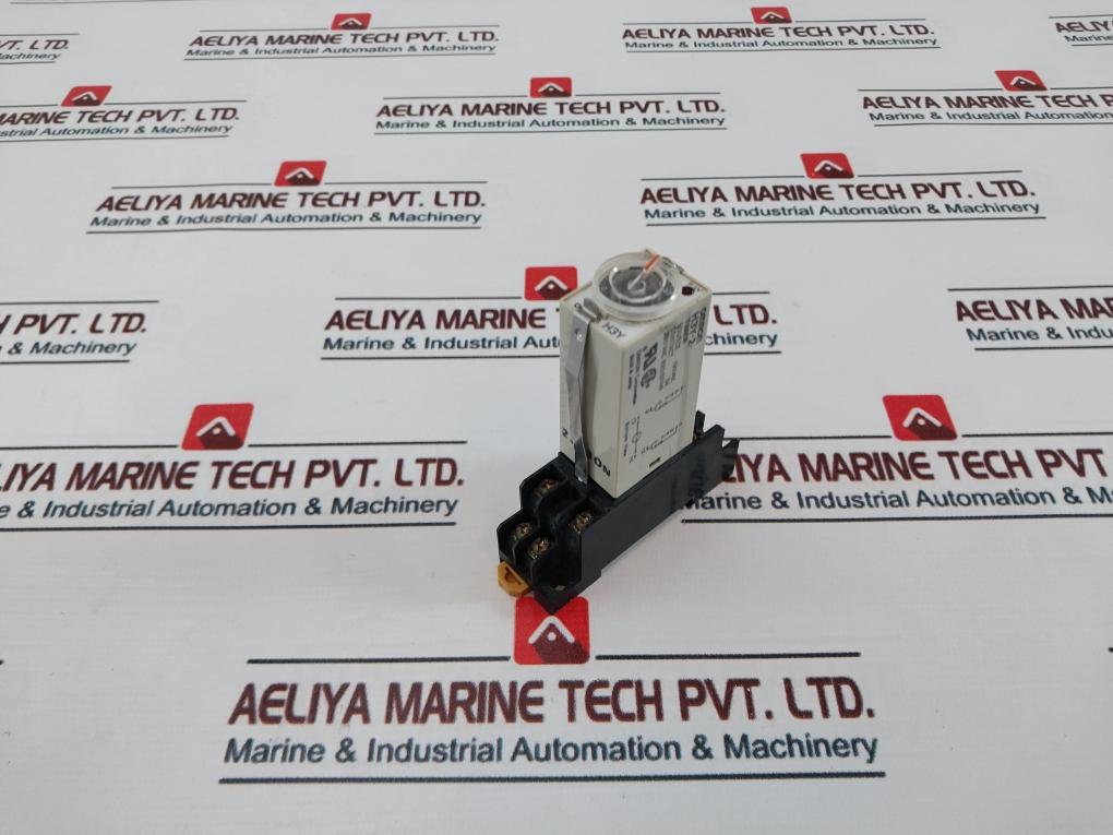 Omron H3Y-2 Timer With Base 0-60 Sec