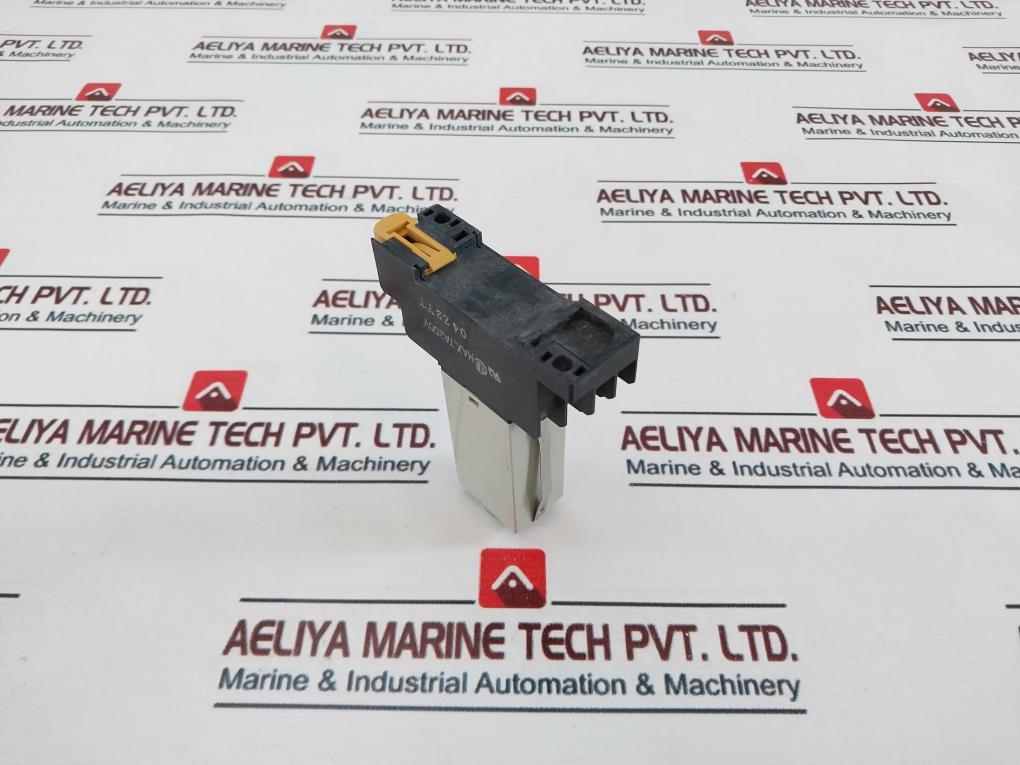 Omron H3Y-2 Timer With Base 0-60 Sec