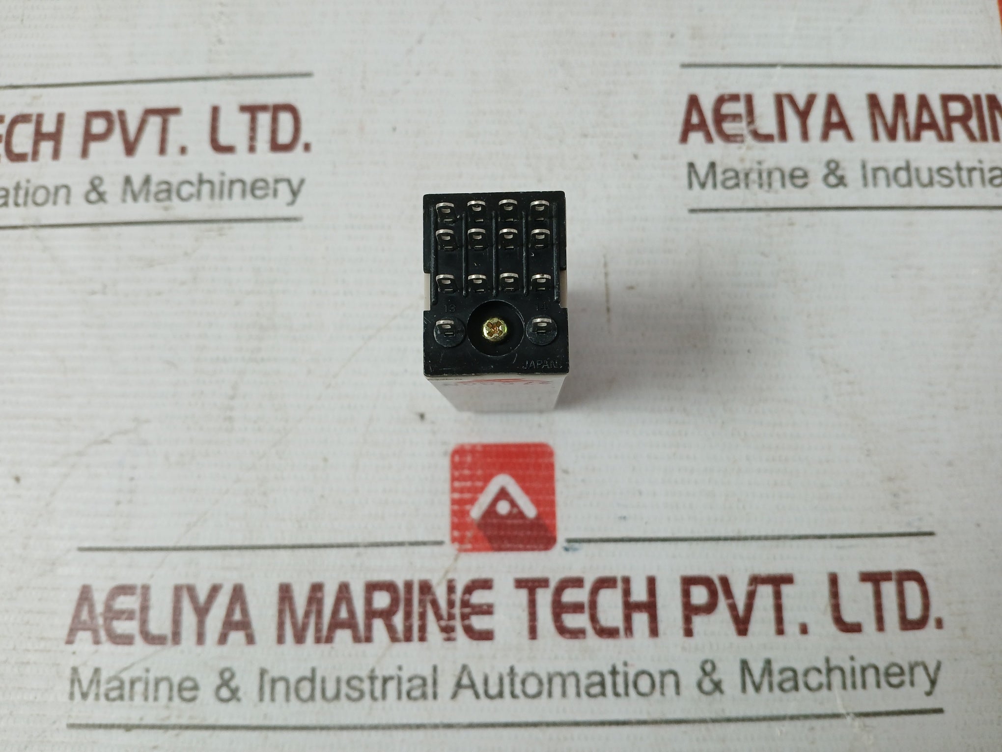 Omron H3Y-4-7 Delay Timer Relay 24Vdc 5M 3A
