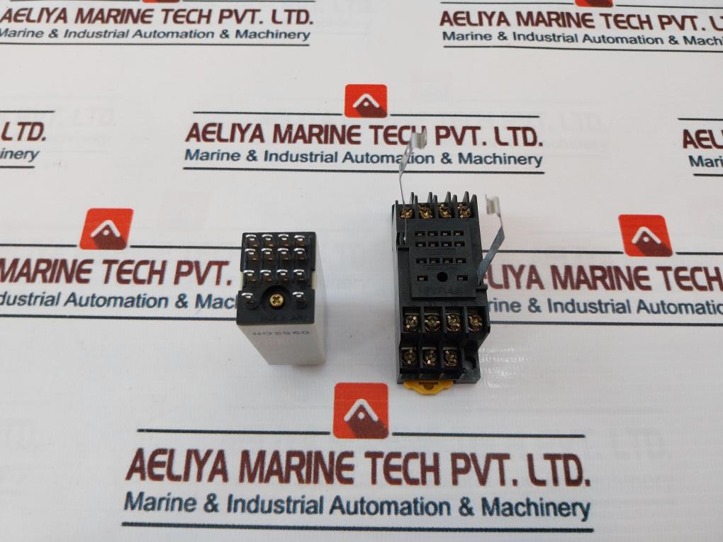 Omron H3Y-4 Timer With Base 0 – 5 Sec