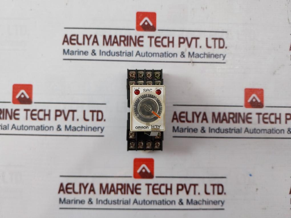 Omron H3Y-4 Timer With Base 24Vdc