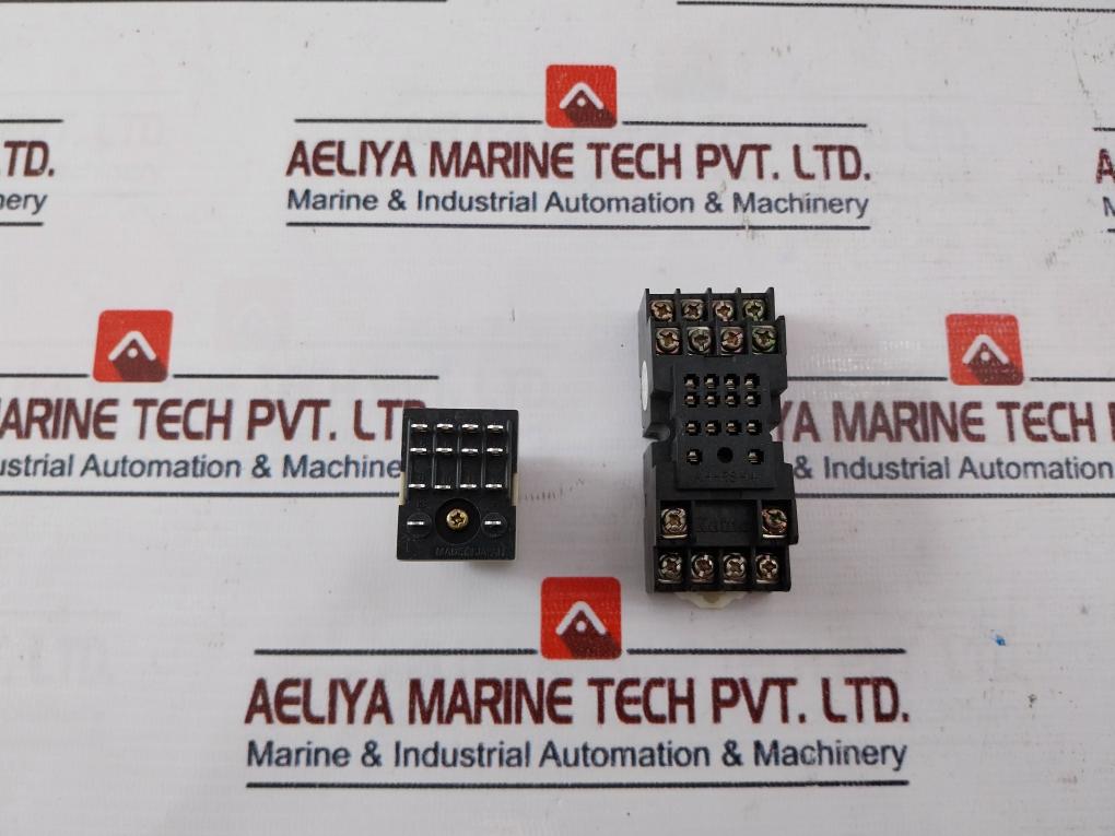 Omron H3Y-4 Timer With Base 24Vdc