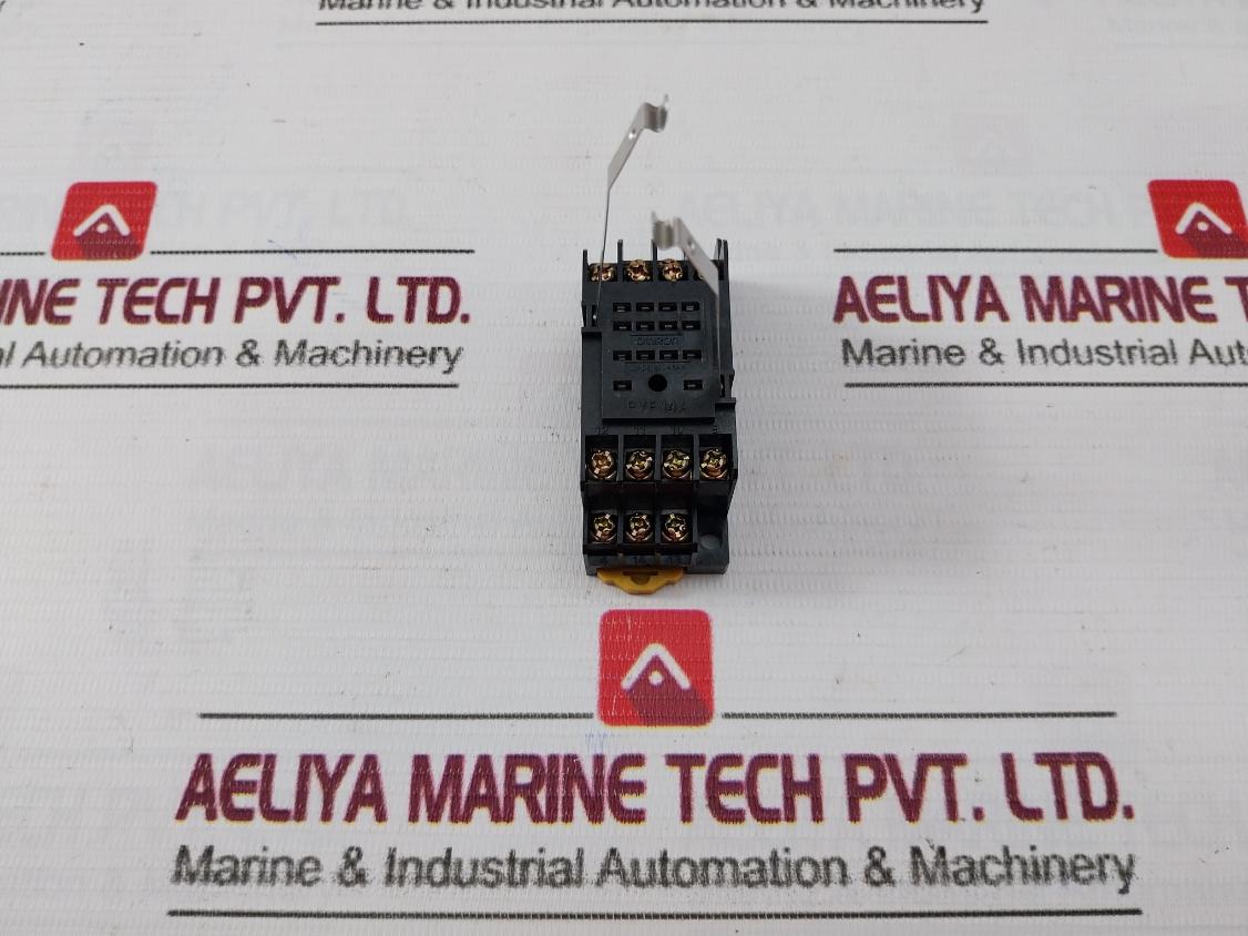 Omron H3Yn-4 Solid State Timer Relay With Socket Y92H-3 Pyf 14A Dc24V--- 3A 0-1.0