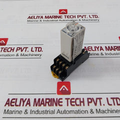 Omron H3Yn-4 Solid State Timer Relay With Socket Y92H-3 Pyf 14A Dc24V--- 3A 0-1.0