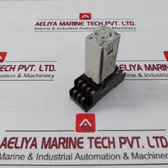 Omron H3Yn-4 Solid State Timer Relay With Socket Y92H-3 Pyf 14A Dc24V--- 3A 0-1.0