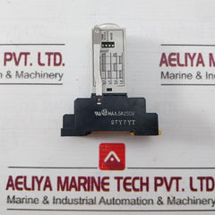 Omron H3Yn-4 Solid State Timer Relay With Socket Y92H-3 Pyf 14A Dc24V--- 3A 0-1.0