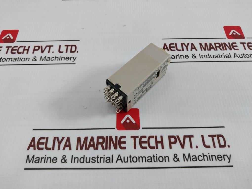 Omron H3Yn-4 Timer Ac100-120V 50/60Hz Ac250V, Dc30V 3A 1S-10M 0-1.0 09180N