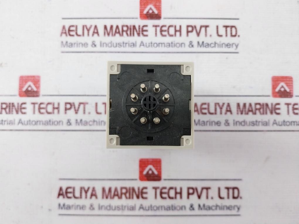 Omron H3Bh-8 Ac100/110/120V 0.5S-10S Timer