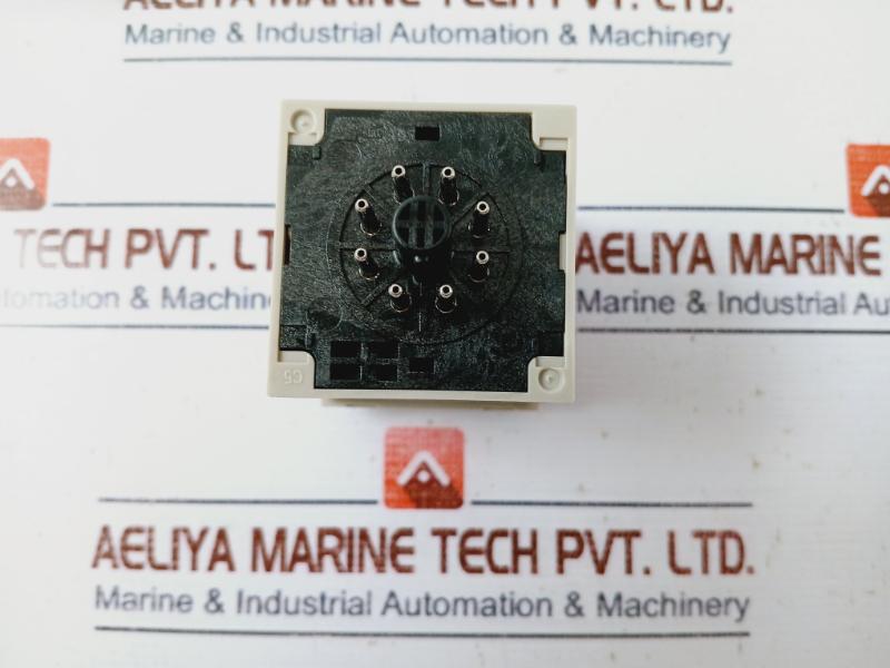 Omron H3Cr-a8 Solid State Multi Functional Timer Relay 100-240 Vac/Dc