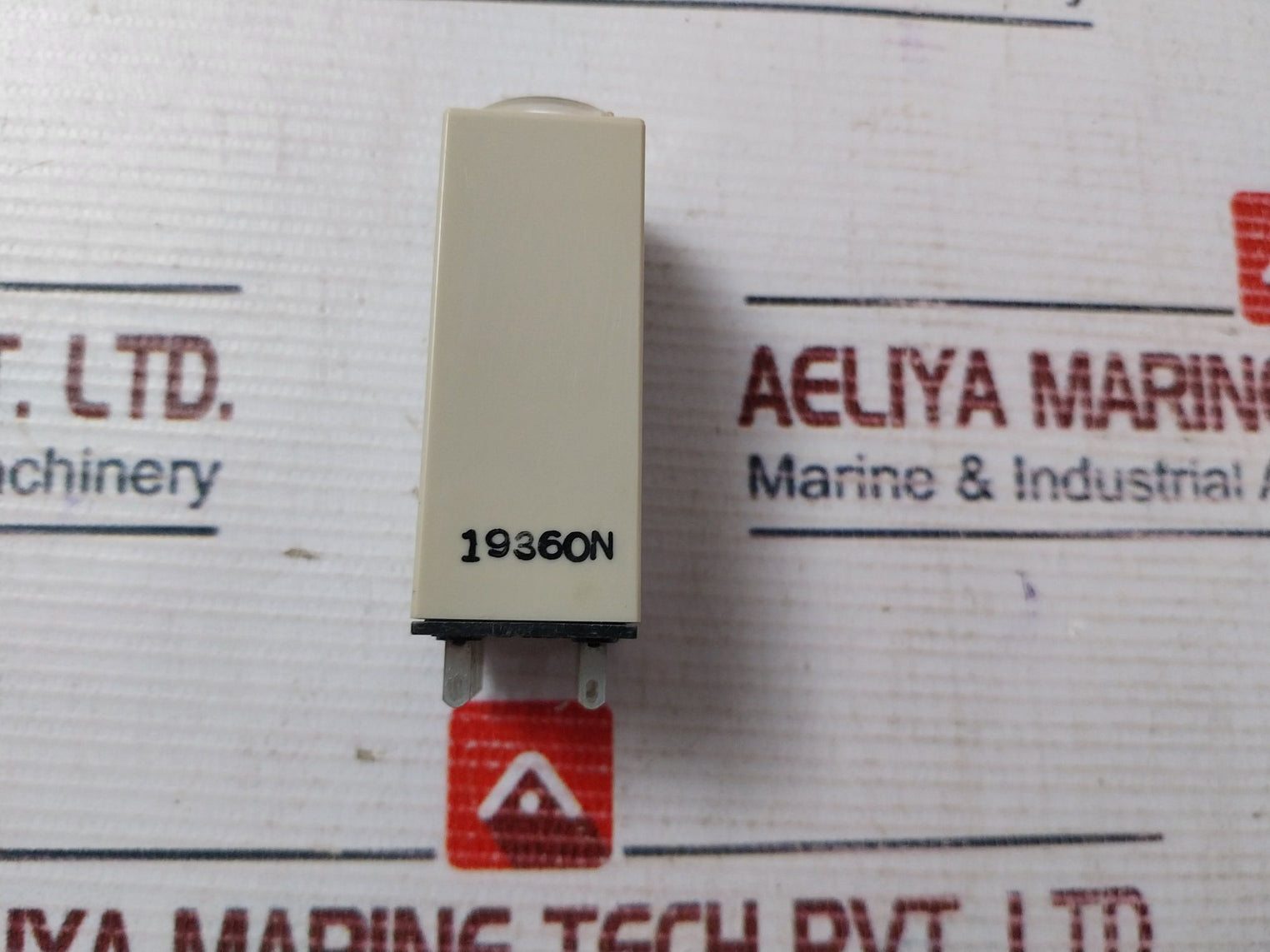 Omron H3y-2 Timer Relay 5a 24v Dc